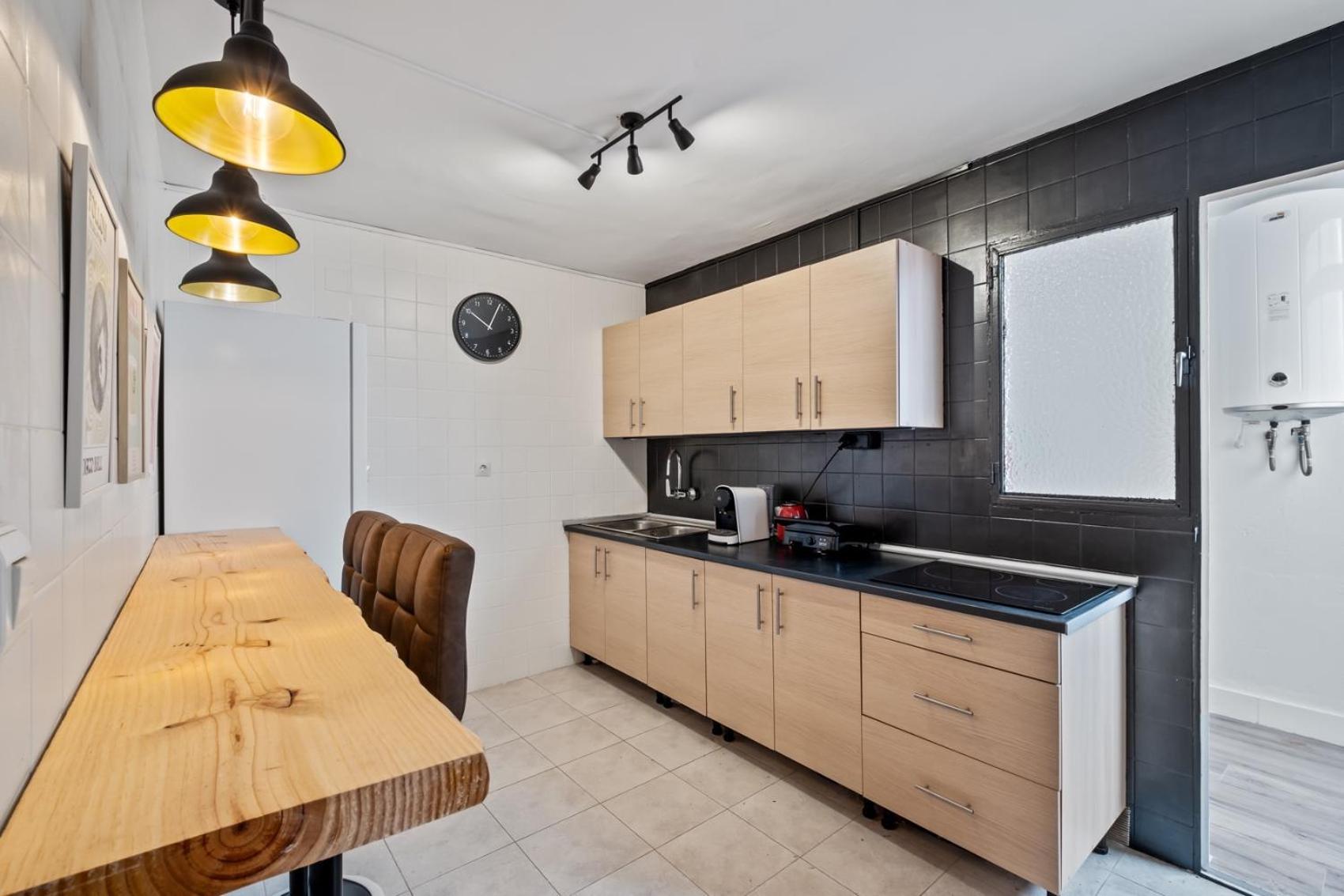 Apartamento 3 Dormitorios, 2 Banos Y Balcon